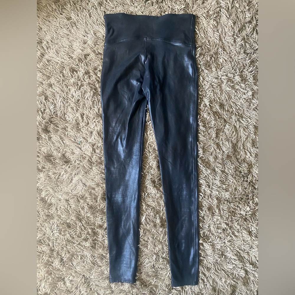 SPANX Glossy Black Leggings - Picture 2 of 9